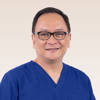 Dr. Manuel Vallesteros | Pediatric Dentistry Consultant